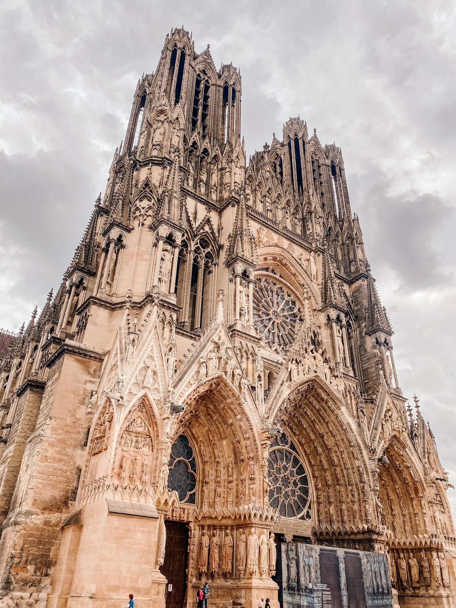 Notre-Dame de Reims cathedral facade with rose window